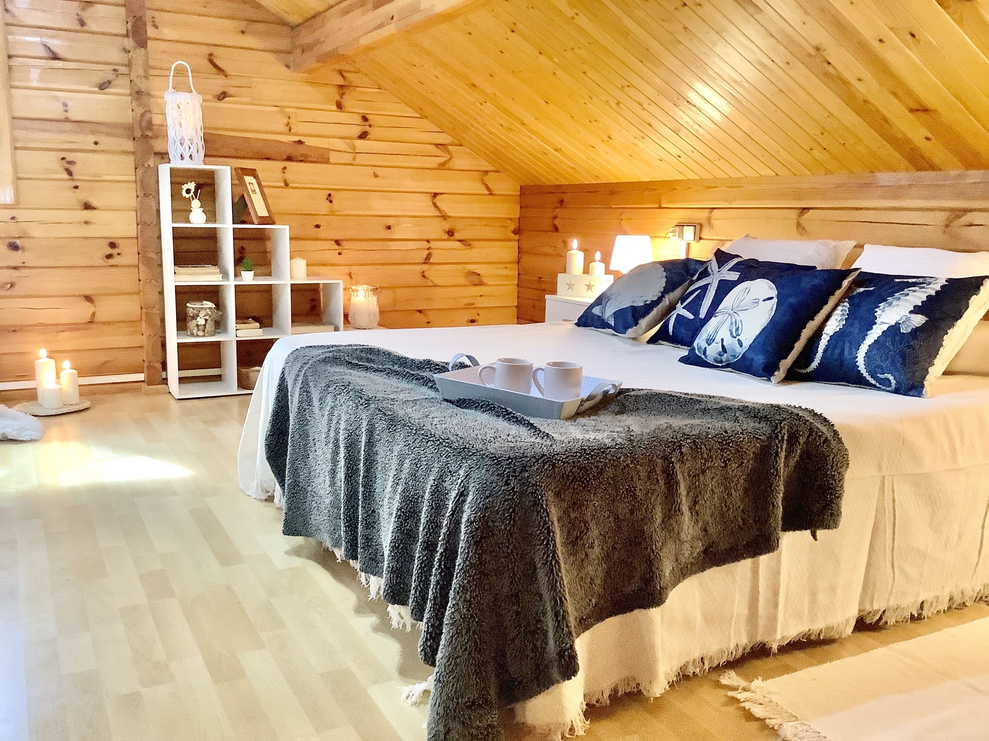 2 slaapkamers, een strijkplank/strijkijzer, wifi, beddengoed