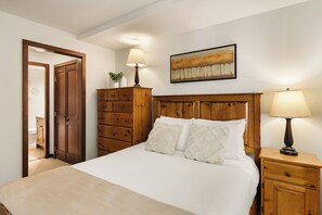 2 slaapkamers, een strijkplank/strijkijzer, wifi, beddengoed