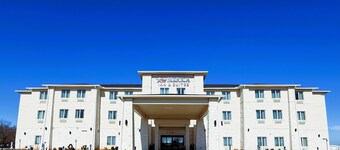 Merica Inn & Suites