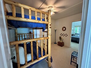 3 間睡房、Wi-Fi、床單