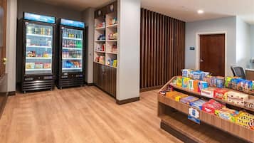 Snack bar