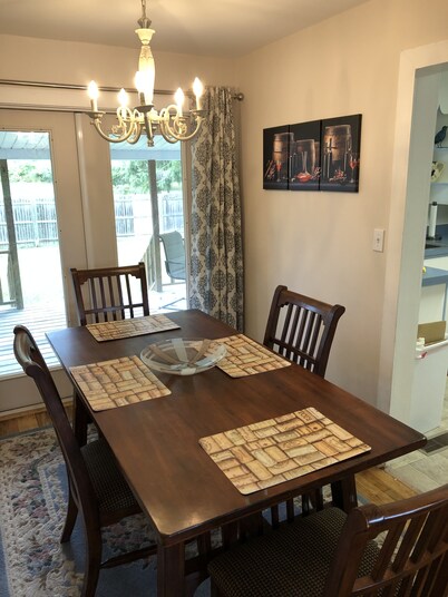 Wine Trail Dreams - 2 BR Cottage - Perfect location on the Seneca Wine Trail!