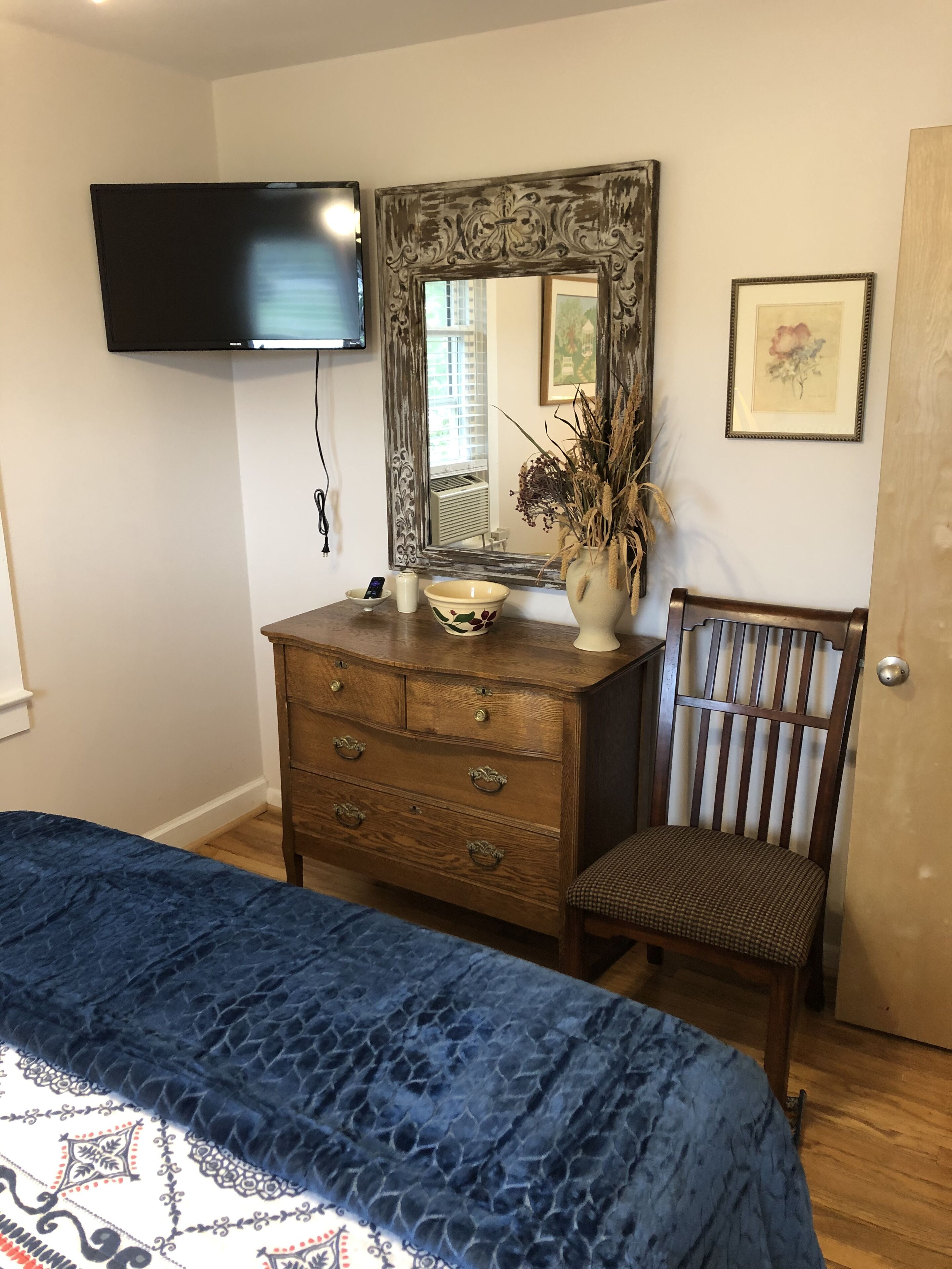 2 室のベッドルーム、アイロン / アイロン台、WiFi、ベッドシーツ