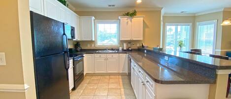 Condo, Multiple Beds (NEWLY FURNISHED! Premiere Condo w/ La) | Private kitchen