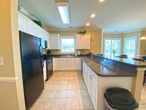 Condo, Multiple Beds (NEWLY FURNISHED! Premiere Condo w/ La) | Private kitchen