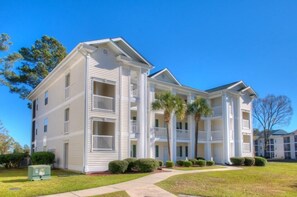 Huoneisto, useita sänkyjä (Beautiful Myrtle Beach Golf Villa nea) | Ulkopuoli