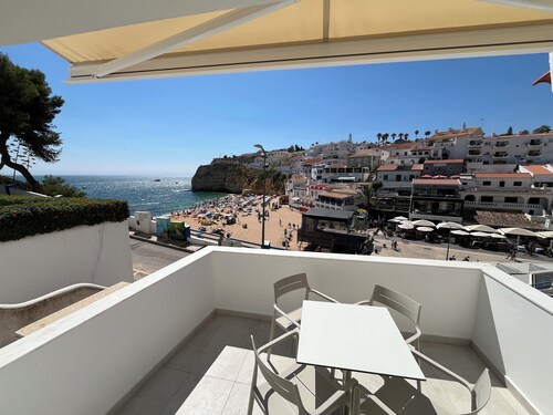 Carvoeiro Sea Windows