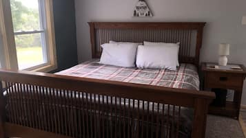 1 bedroom, free WiFi, bed sheets