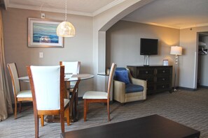 Condo, 1 King Bed (Oceanview Villa with NEW Furniture!)