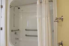 Condo, 1 cama King (Oceanview Villa with NEW Furniture!) | Banheiro