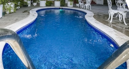 Hotel Mediterraneo Inn
