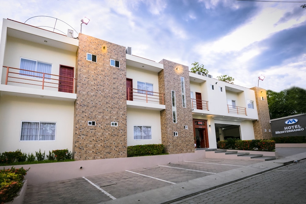 Hotel Mediterraneo Inn