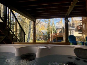 Outdoor spa tub - Luxury House Downtown CB with Hot Tub (Crested Butte)