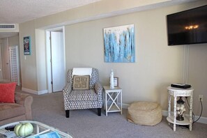 Apartment, Mehrere Betten (Beautiful Ocean View! Comfortable & S) | Wohnzimmer