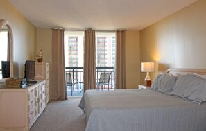 Apartment, Mehrere Betten (Beautiful Ocean View! Comfortable & S) | 3 Schlafzimmer, kostenloses WLAN