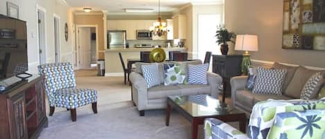 Condo, Multiple Beds (Luxurious Golf Villa Near Broadway at) | Living room