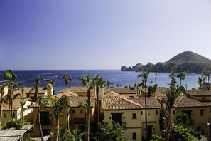 Exterior - Hacienda Beach Club Oceanview 4BR home– Prime Cabo Location (Cabo San Lucas,)