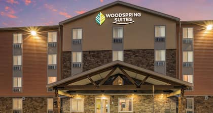 WoodSpring Suites Detroit Farmington Hills