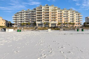 Exterior - 2-Story Penthouse at The Inn at Crystal Beach!  Beachfront Designer 5BR/4BA. Sleeps 14 (Destin)
