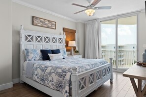 2 slaapkamers, een strijkplank/strijkijzer, gratis wifi, beddengoed