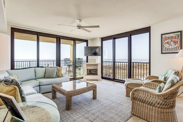 TV, fireplace - Beachfront 3BR • Sleeps 11 • Bunks • Corner (Orange Beach)