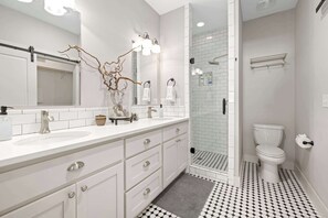Bathtub, hair dryer, towels