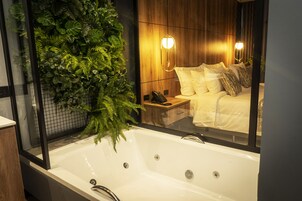 Suite Deluxe Con Bañera de Hidromasajes | Bagno | Asciugamani