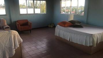 13 habitaciones y wifi