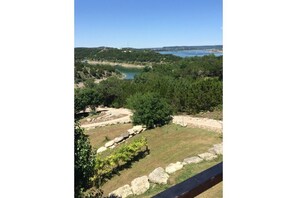 الإطلالة من المنشأة