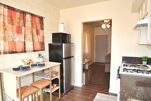 Fridge, microwave, oven, stovetop - Prime Gem Show Location (Tucson)