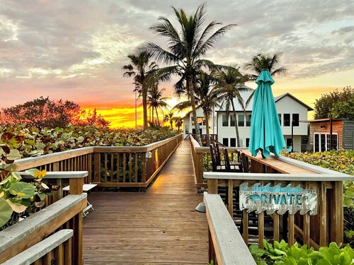 OCEANFRONT PARADISE with Direct Beach Access. Hammocks, Heated Pool, Fire Pit