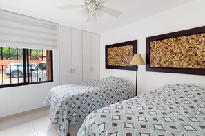 2 bedrooms, iron/ironing board, WiFi, bed sheets - +MS +Espectacular Suite +Alberca Áreas Verdes +3B (Santiago de Querétaro)