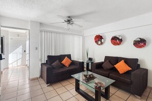 Fernseher, Stereoanlage