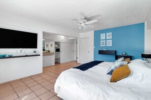 1 chambre, fer et planche à repasser, Wi-Fi, literie fournie