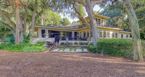 Exterior - Golf Lovers Dream Home on PGA Course! Hilton Head (Hilton Head Island)