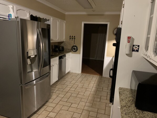 Geschirrspüler, Kochgeschirr/Geschirr/Besteck