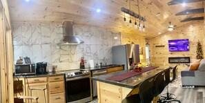 Fridge, microwave, oven, stovetop - Baby Bungalow in the Woods - Convenient to Everything! (Pigeon Forge)