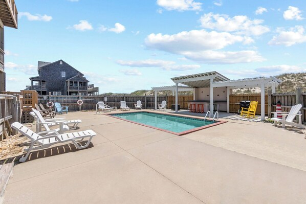 Outdoor pool, a heated pool