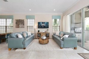 Smart TV, video games