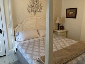 3 bedrooms, desk, free WiFi, bed sheets