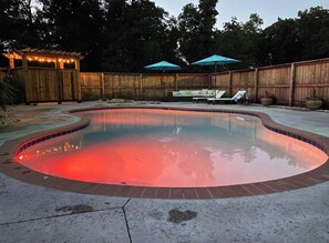 حمّام س�باحة خارجي