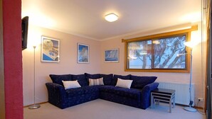Lawlers Apartment | Living area | 32-inch flat-screen TV with cable channels, TV, DVD player - Lawlers 43 (Hotham Heights)
