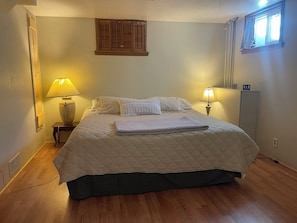 3 bedrooms, travel crib, free WiFi, bed sheets