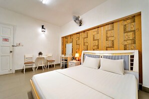 Habitación doble superior | Ropa de cama de alta calidad y decoración personalizada 