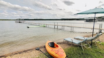 Sun-loungers, beach towels
