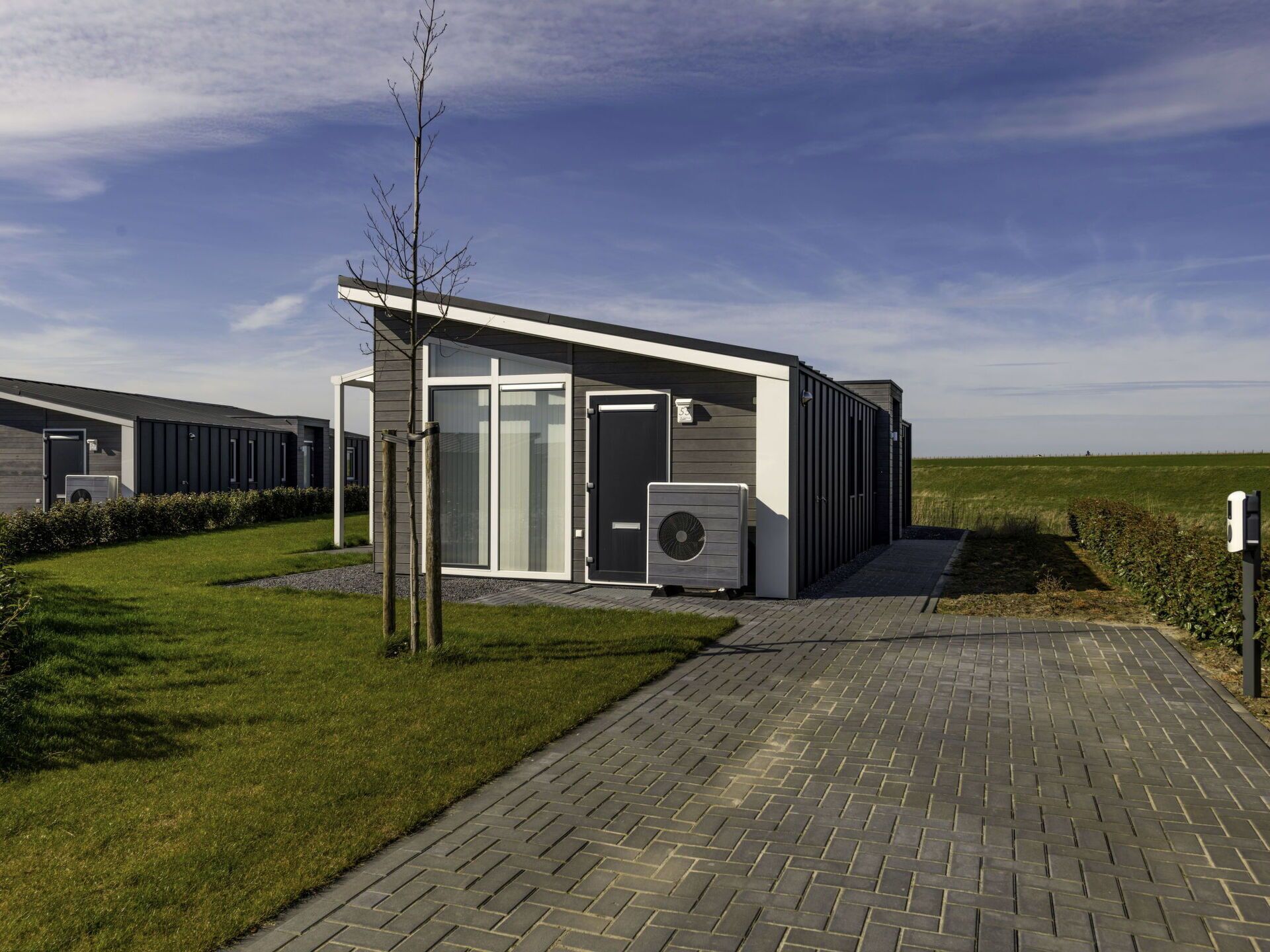 House, Property, Home, Architecture, Building, Residential Area, Sky, Grass, Real Estate, Tree