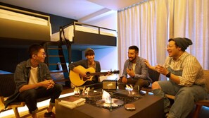 Loft D, Non Smoking | Memory foam beds, in-room safe, free WiFi, bed sheets - 20 Pieces (Kyoto)