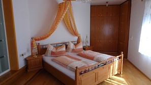 1 soveværelse, pengeskab på værelset, Wi-Fi, sengetøj