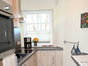 Kühlschrank, Ofen, Geschirrspüler