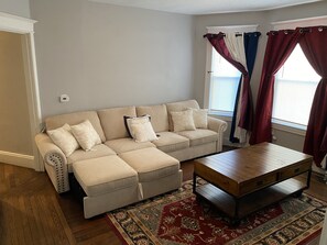 Living area - Cozy Red Room (In Springfield) (Springfield)